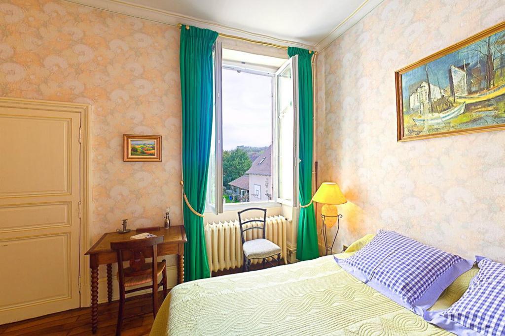 Amphore Du Berry Saint-Amand-Mont-Rond Zimmer foto