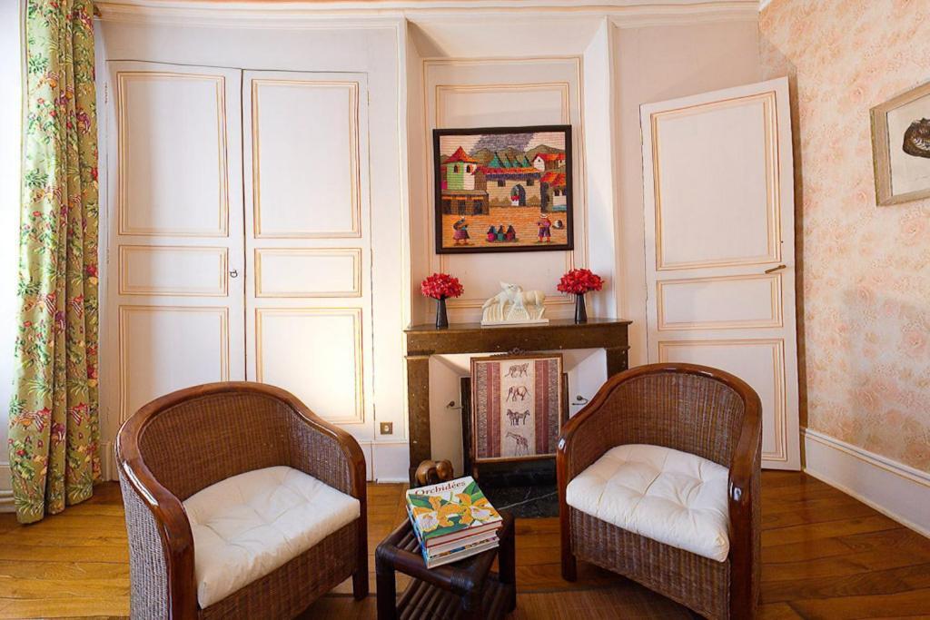 Amphore Du Berry Saint-Amand-Mont-Rond Zimmer foto